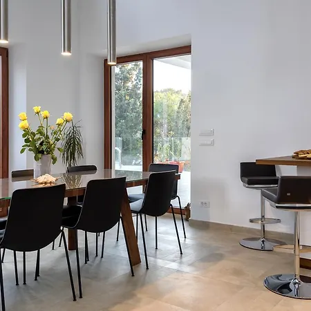 فيلة Luxury Hvar Enigma With Pool *