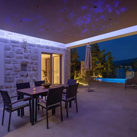 Luxury Hvar Enigma With Pool فيلة *