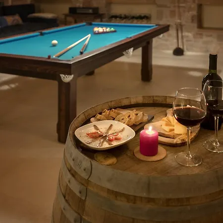 فيلة Luxury Hvar Enigma With Pool