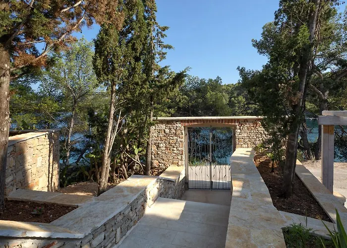 Luxury Hvar Enigma With Pool *